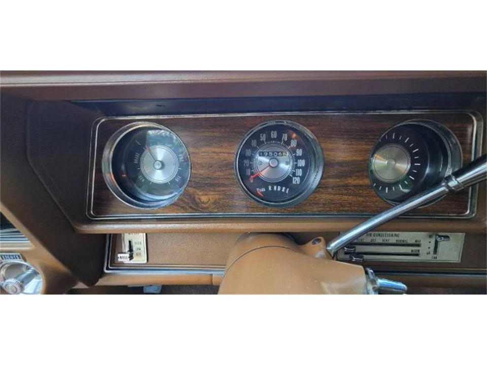 1972 Oldsmobile Cutlass 3rd Gen - Image 10 of 24