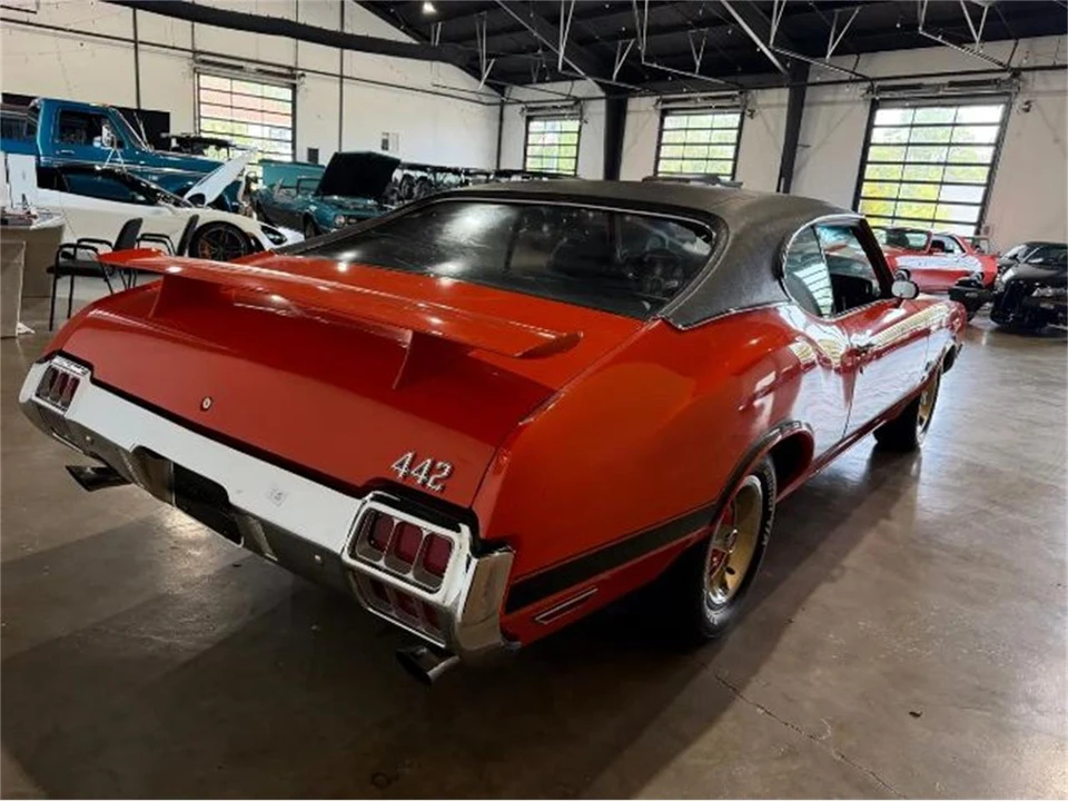1972 Oldsmobile Cutlass 3rd Gen - Image 13 of 22