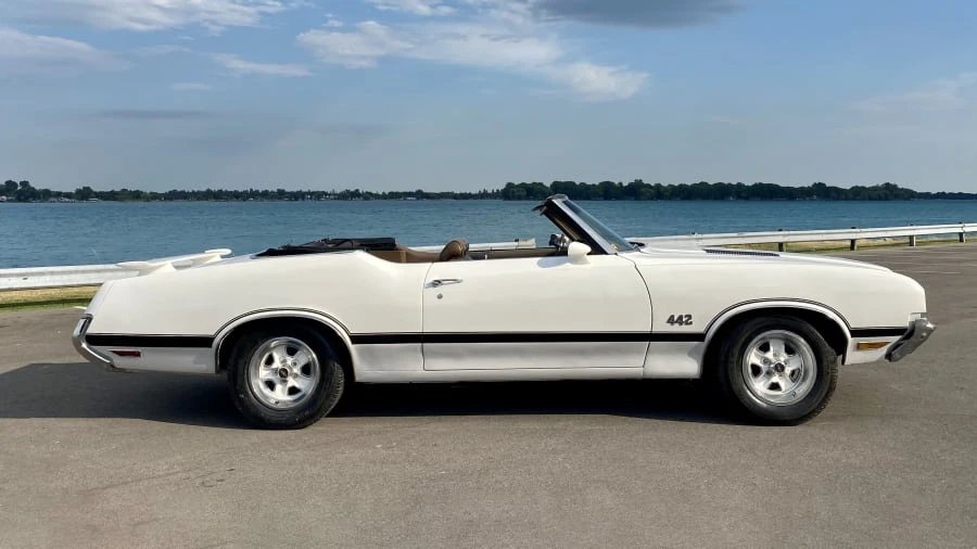 1972 Oldsmobile Cutlass 3rd Gen - Image 2 of 20