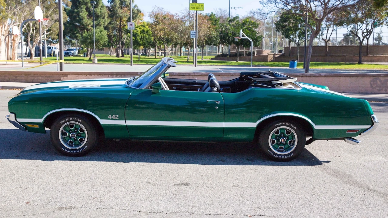 1972 Oldsmobile Cutlass 3rd Gen - Image 20 of 28