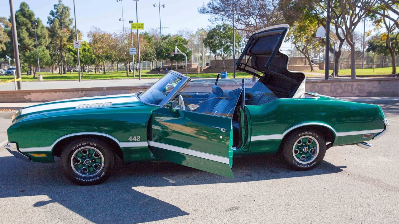 1972 Oldsmobile Cutlass 3rd Gen - Image 25 of 28