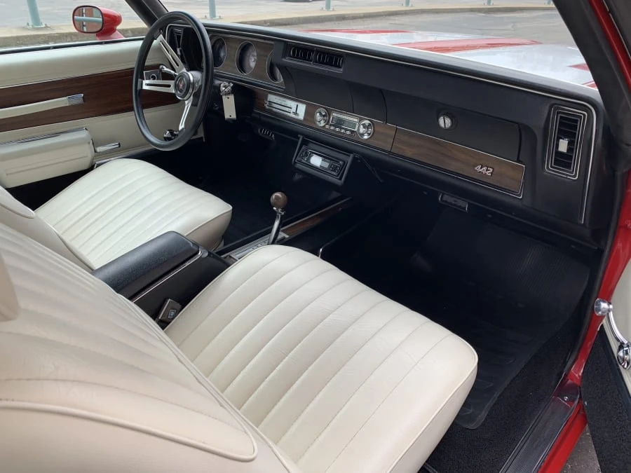 1972 Oldsmobile Cutlass 3rd Gen - Image 5 of 8