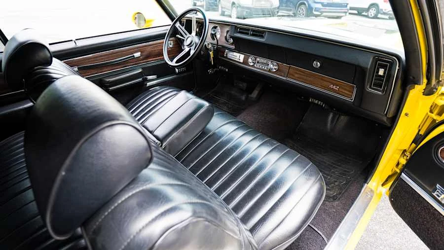 1972 Oldsmobile Cutlass 3rd Gen - Image 26 of 31