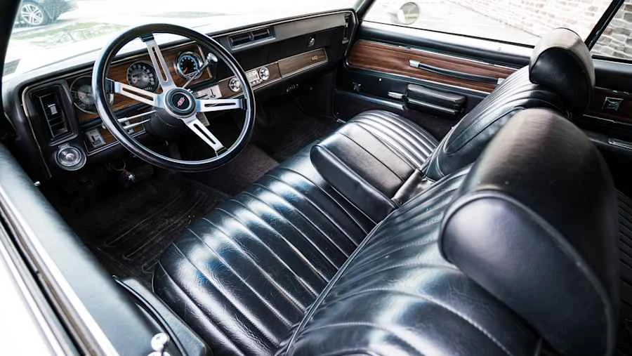 1972 Oldsmobile Cutlass 3rd Gen - Image 25 of 31