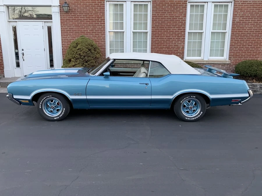 1972 Oldsmobile Cutlass 3rd Gen - Image 2 of 9