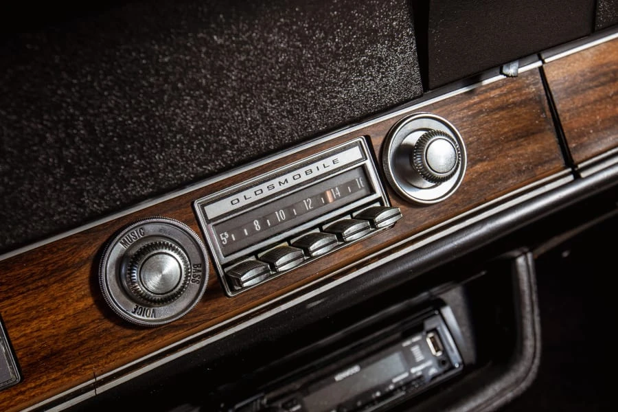 1972 Oldsmobile Cutlass 3rd Gen - Image 10 of 30