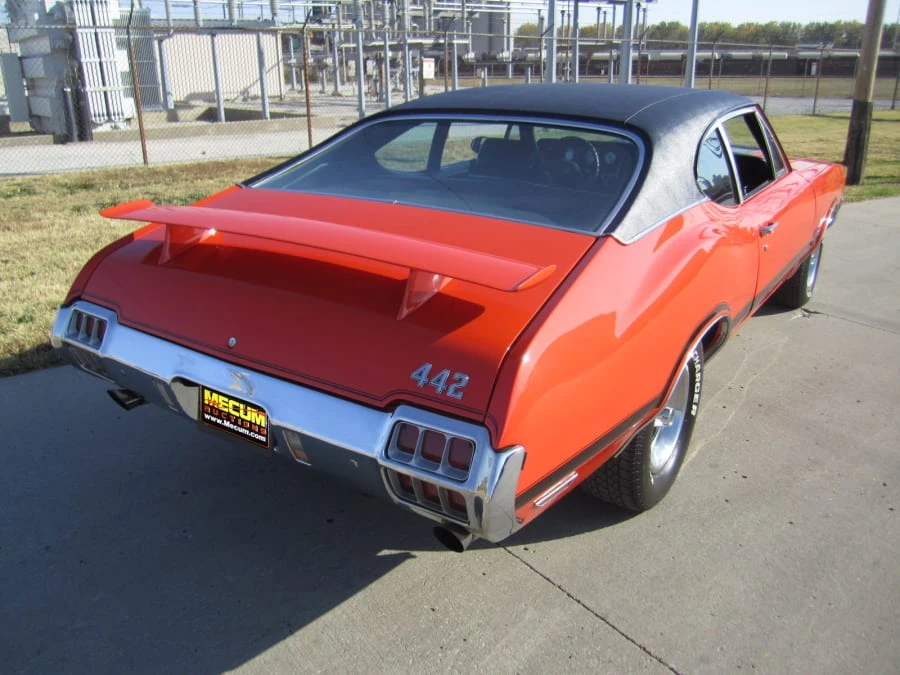 1972 Oldsmobile Cutlass 3rd Gen - Image 2 of 8