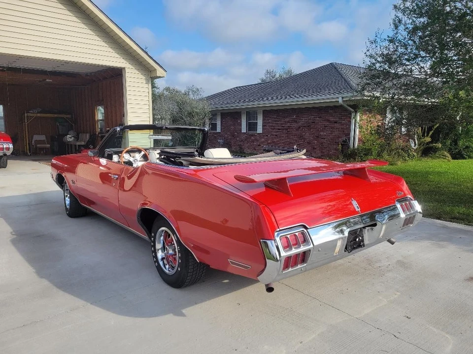 1972 Oldsmobile Cutlass 3rd Gen - Image 5 of 10