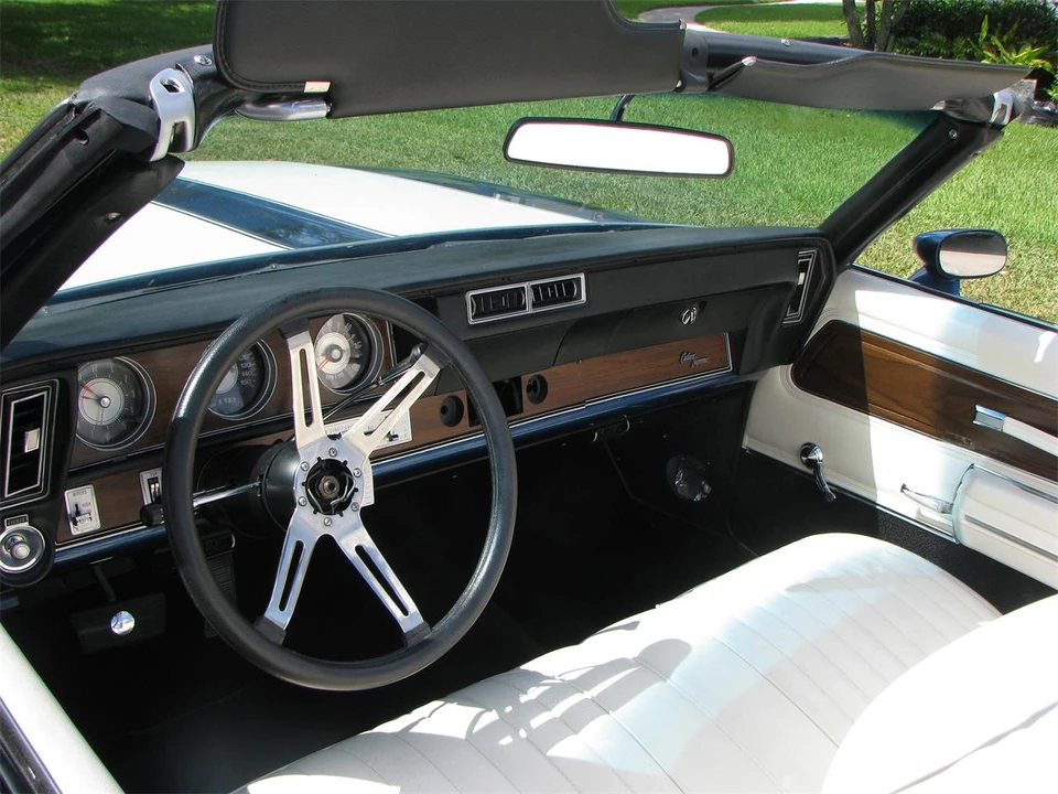 1972 Oldsmobile Cutlass 3rd Gen - Image 11 of 17