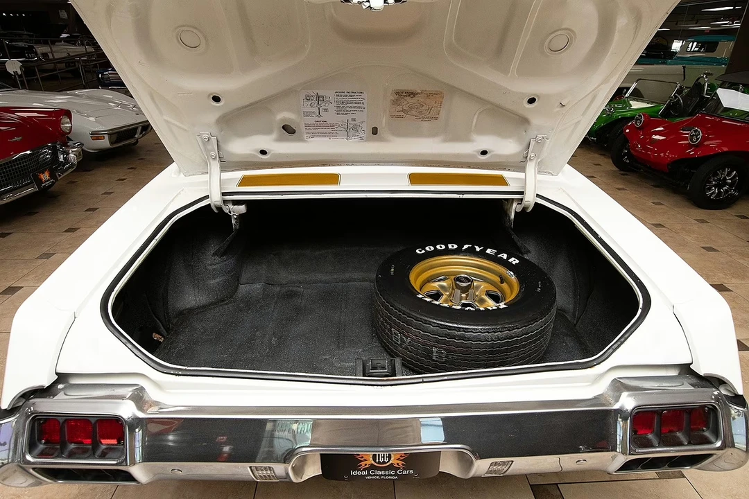 1972 Oldsmobile Cutlass 3rd Gen - Image 5 of 31