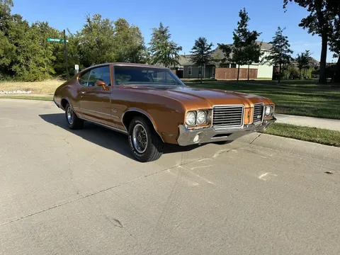 1972 Oldsmobile Cutlass S Holiday Coupe 455