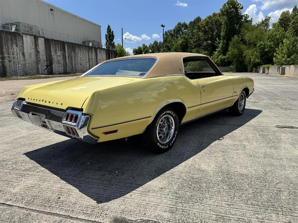 1972 Oldsmobile Cutlass Supreme - Image 10 of 31