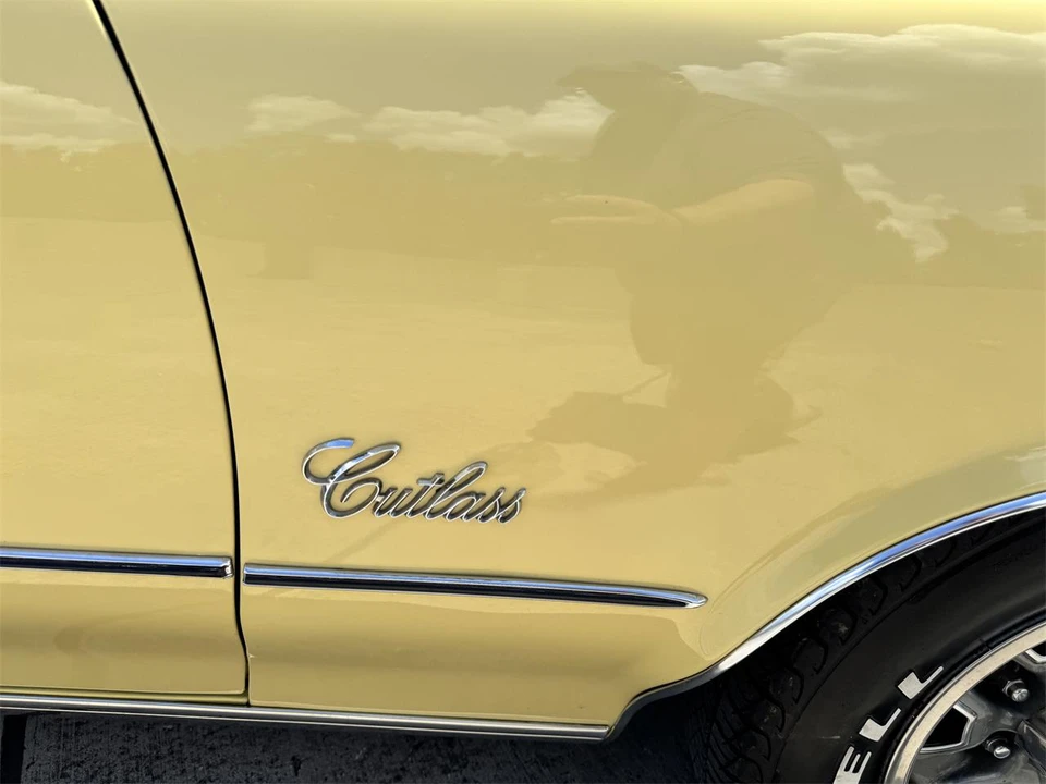 1972 Oldsmobile Cutlass Supreme - Image 20 of 31