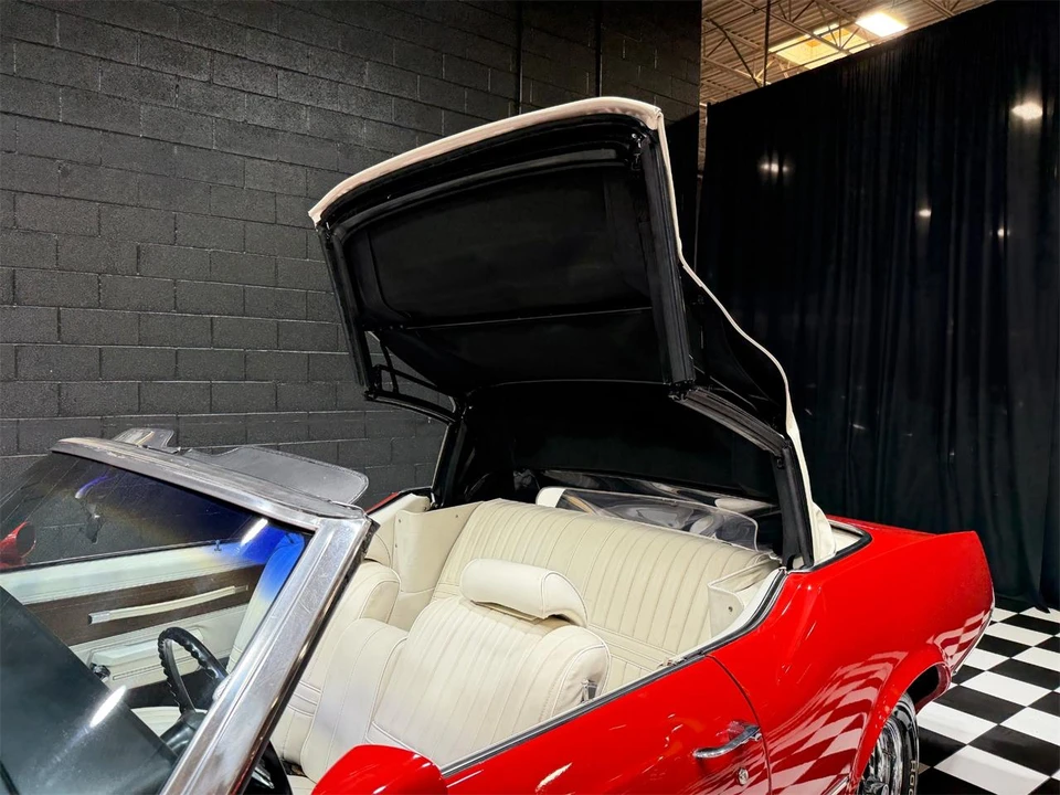 1972 Oldsmobile Cutlass Supreme - Image 13 of 31