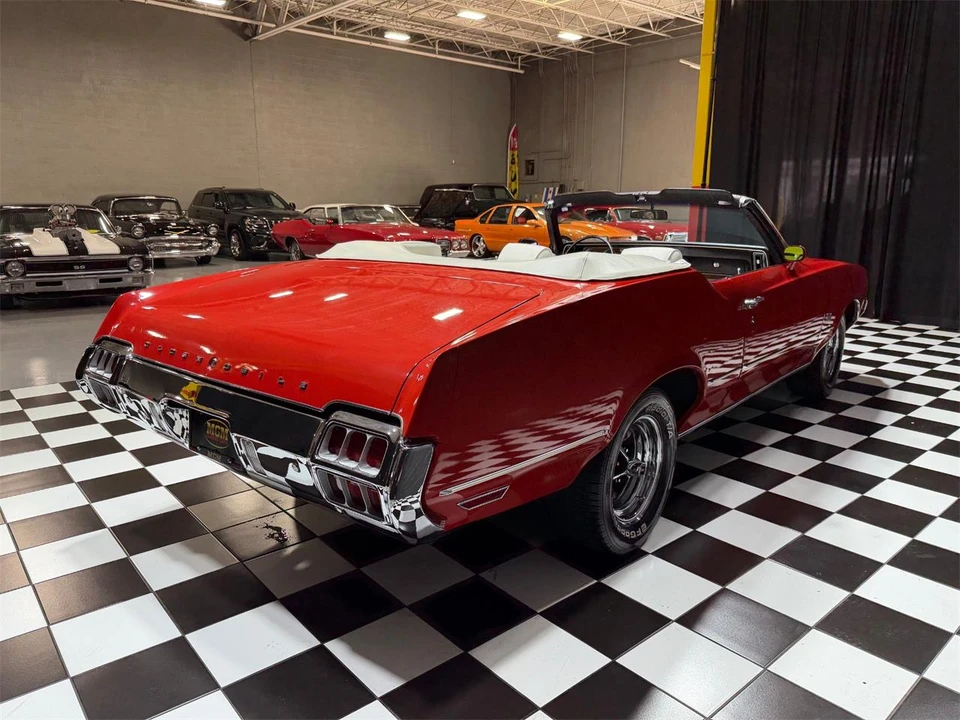 1972 Oldsmobile Cutlass Supreme - Image 28 of 31