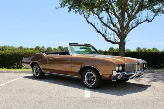 1972 Oldsmobile Cutlass Supreme Convertible
