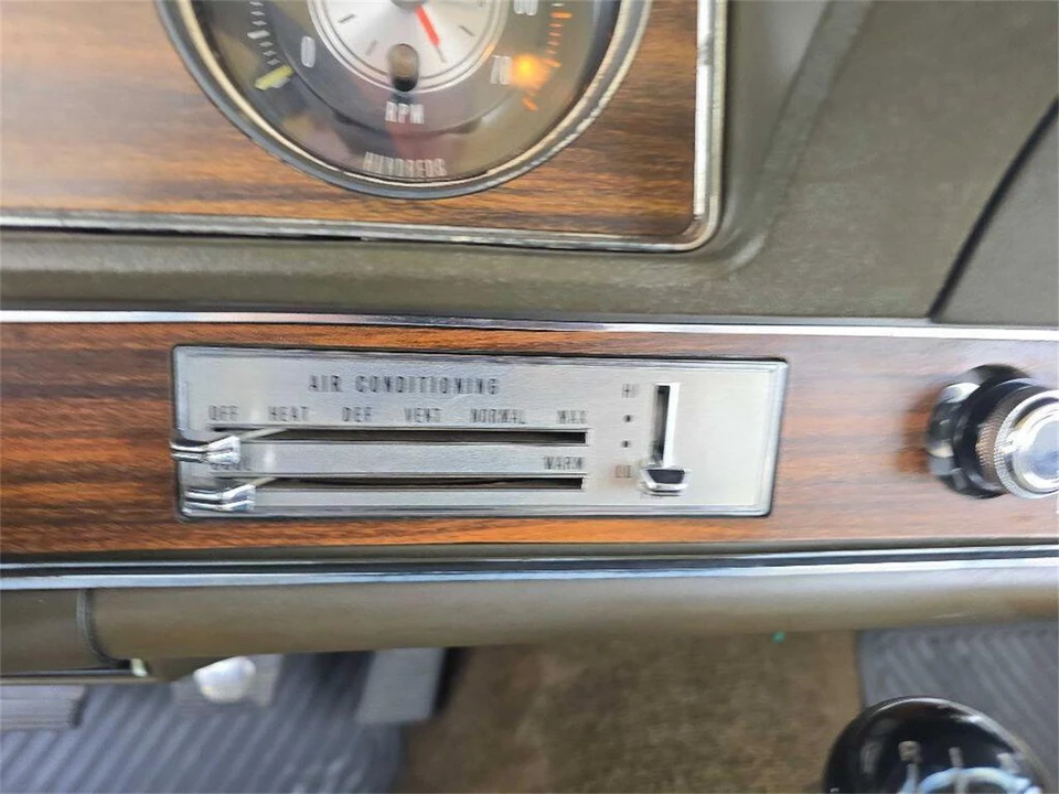 1972 Oldsmobile Cutlass Supreme - Image 15 of 31