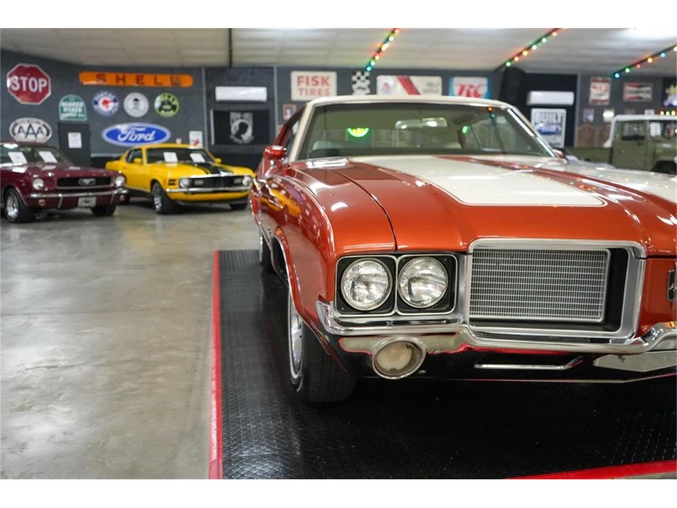 1972 Oldsmobile Cutlass Supreme - Image 28 of 31