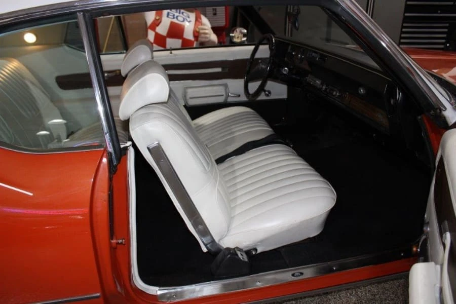 1972 Oldsmobile Cutlass Supreme - Image 14 of 17