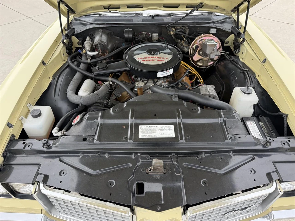 1972 Oldsmobile Cutlass Supreme - Image 16 of 31