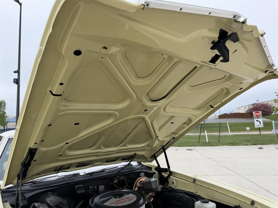 1972 Oldsmobile Cutlass Supreme - Image 17 of 31