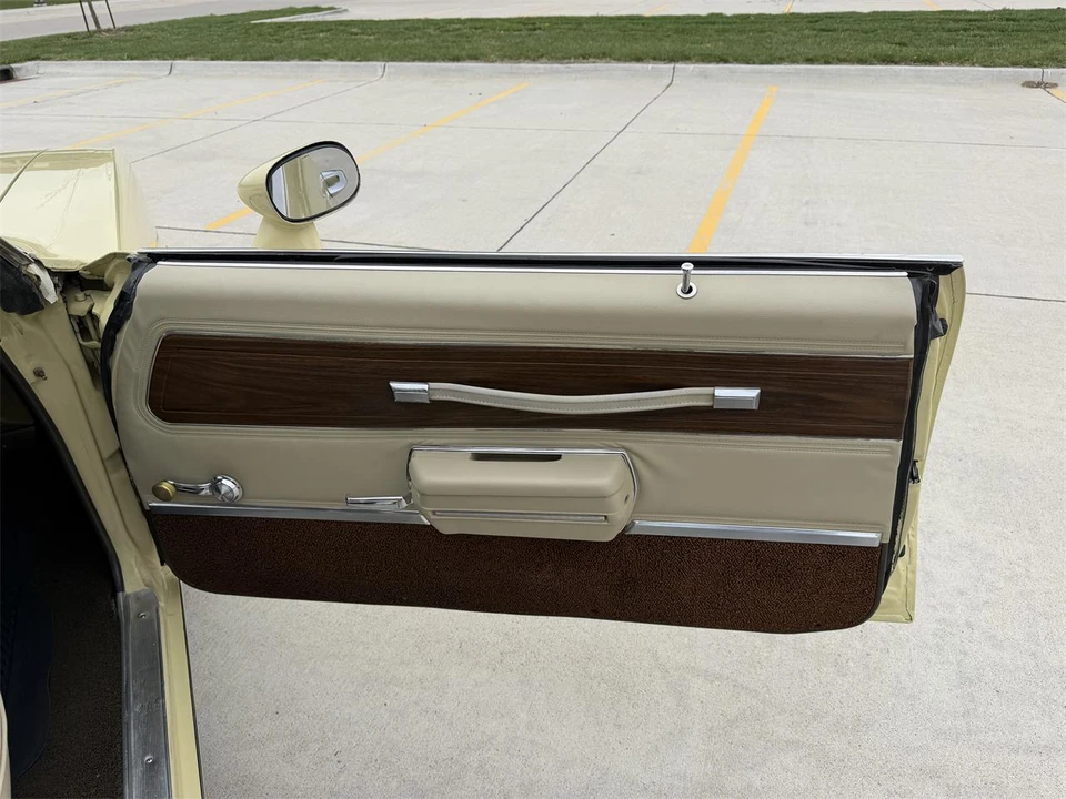 1972 Oldsmobile Cutlass Supreme - Image 24 of 31