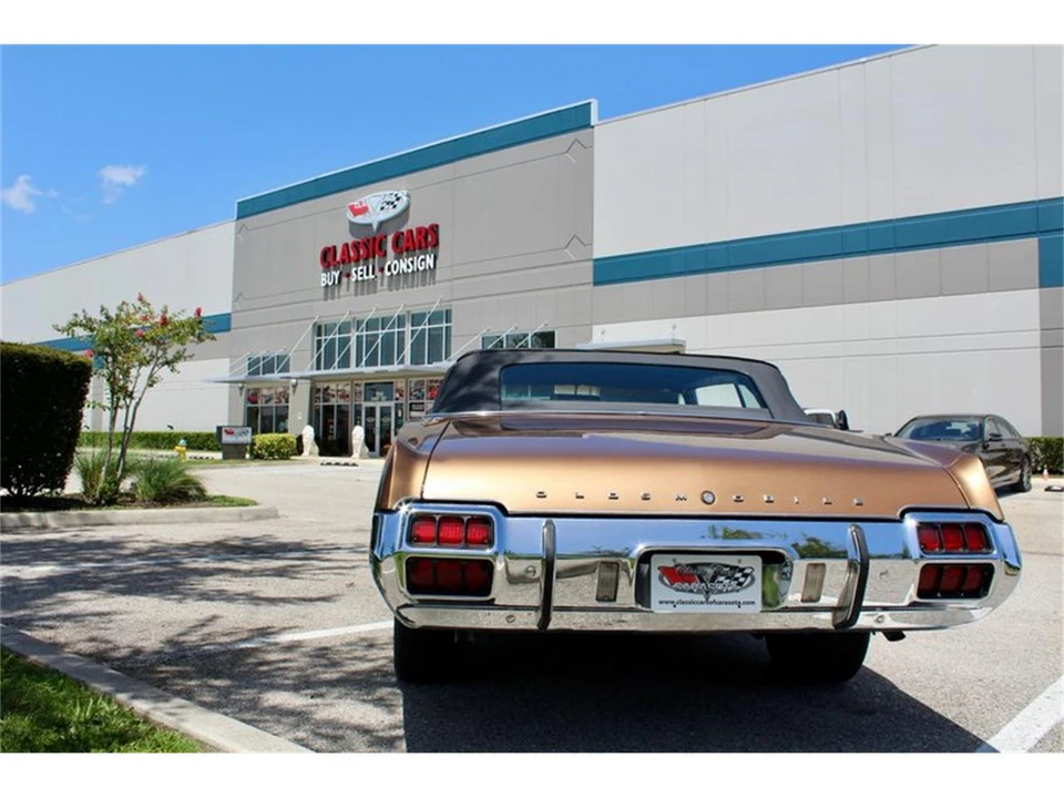 1972 Oldsmobile Cutlass Supreme - Image 14 of 31