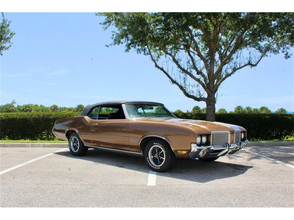 1972 Oldsmobile Cutlass Supreme - Image 2 of 31