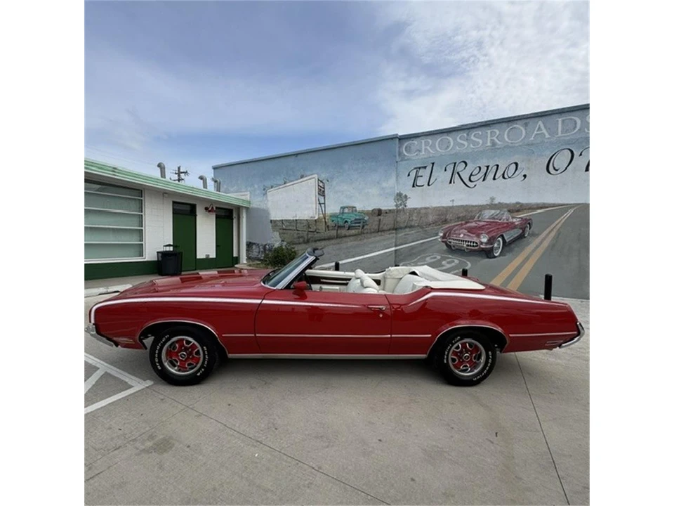 1972 Oldsmobile Cutlass Supreme - Image 2 of 31