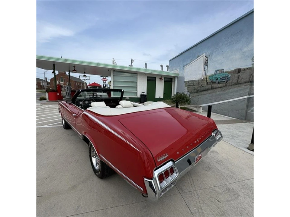 1972 Oldsmobile Cutlass Supreme - Image 4 of 31