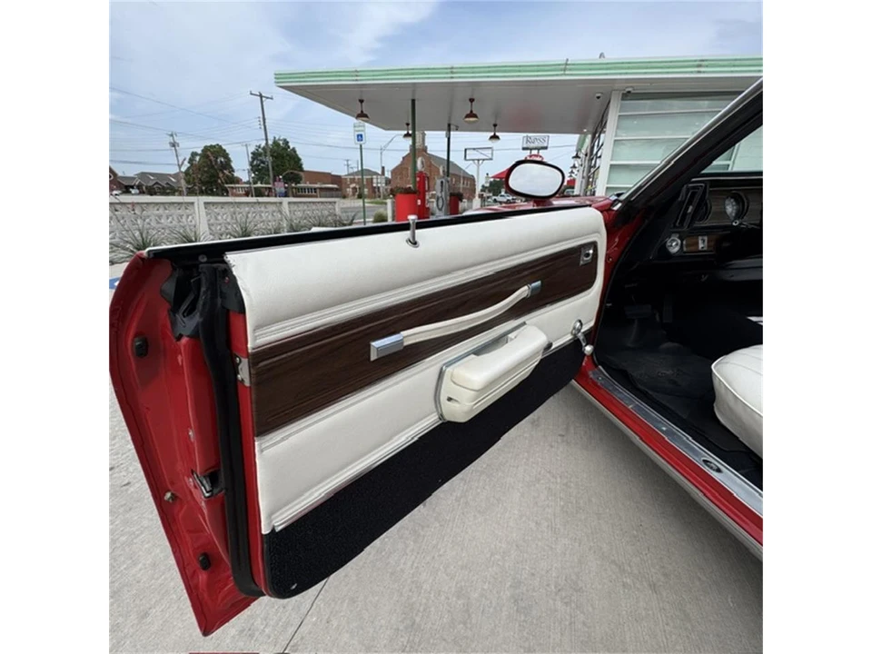 1972 Oldsmobile Cutlass Supreme - Image 30 of 31
