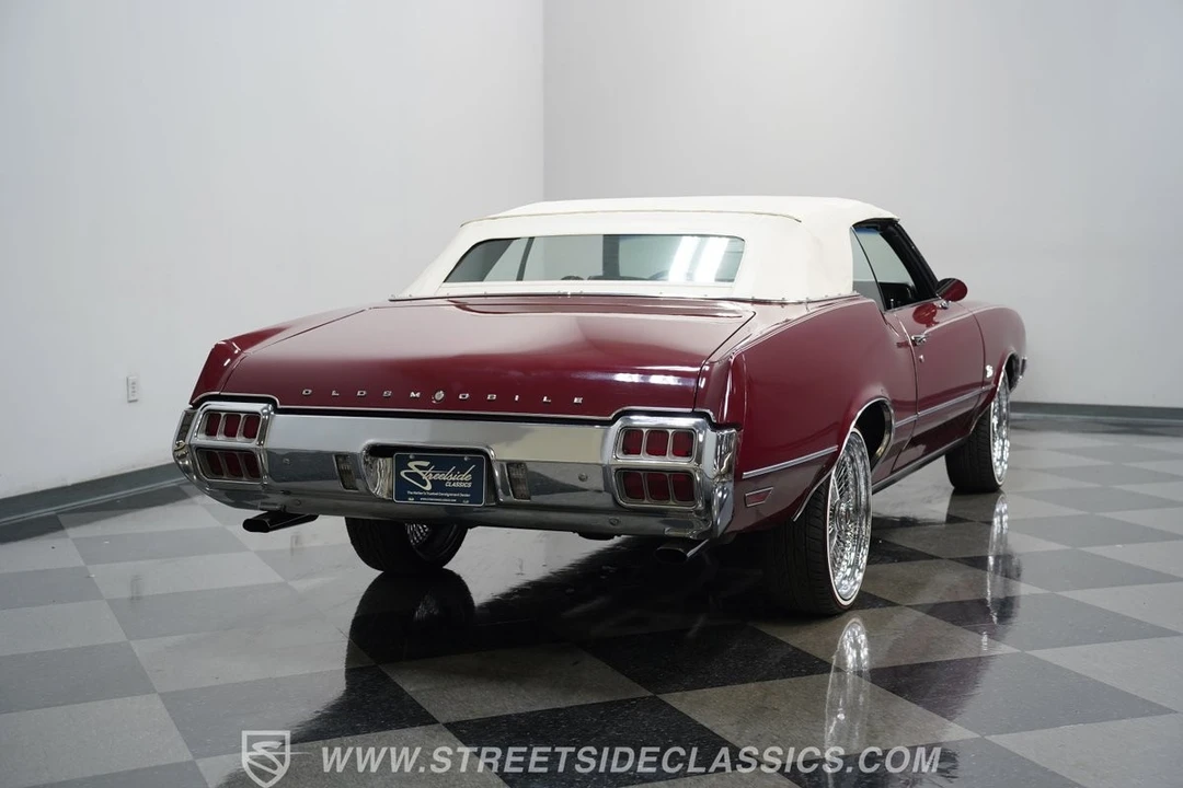 1972 Oldsmobile Cutlass Supreme - Image 11 of 12