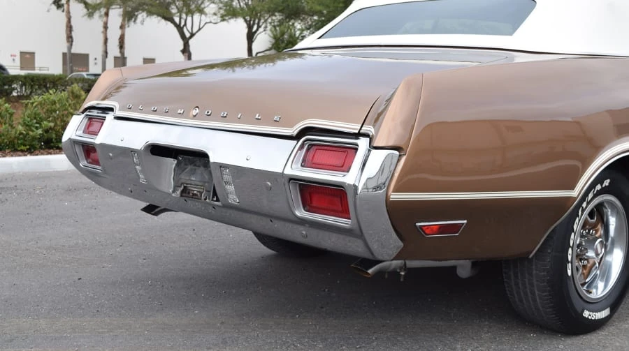 1972 Oldsmobile Cutlass Supreme - Image 11 of 12