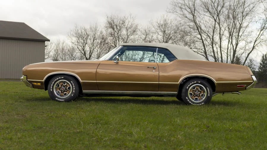 1972 Oldsmobile Cutlass Supreme - Image 2 of 31