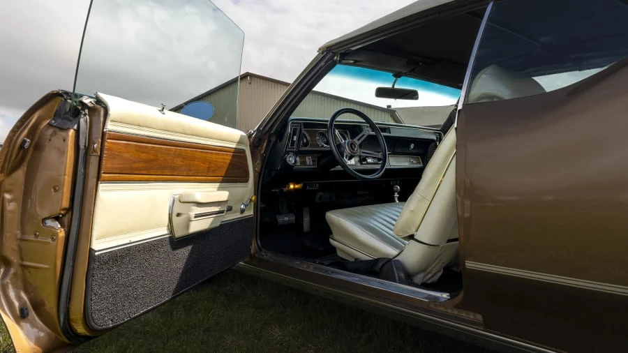 1972 Oldsmobile Cutlass Supreme - Image 27 of 31