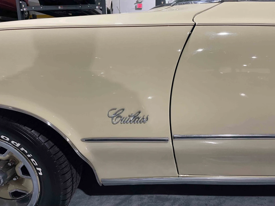 1972 Oldsmobile Cutlass Supreme - Image 14 of 31
