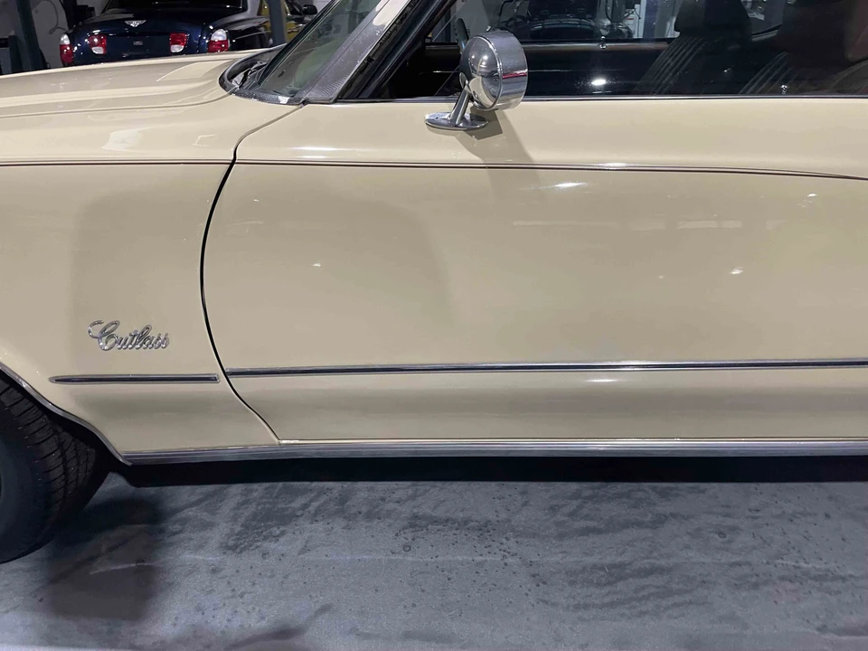 1972 Oldsmobile Cutlass Supreme - Image 17 of 31