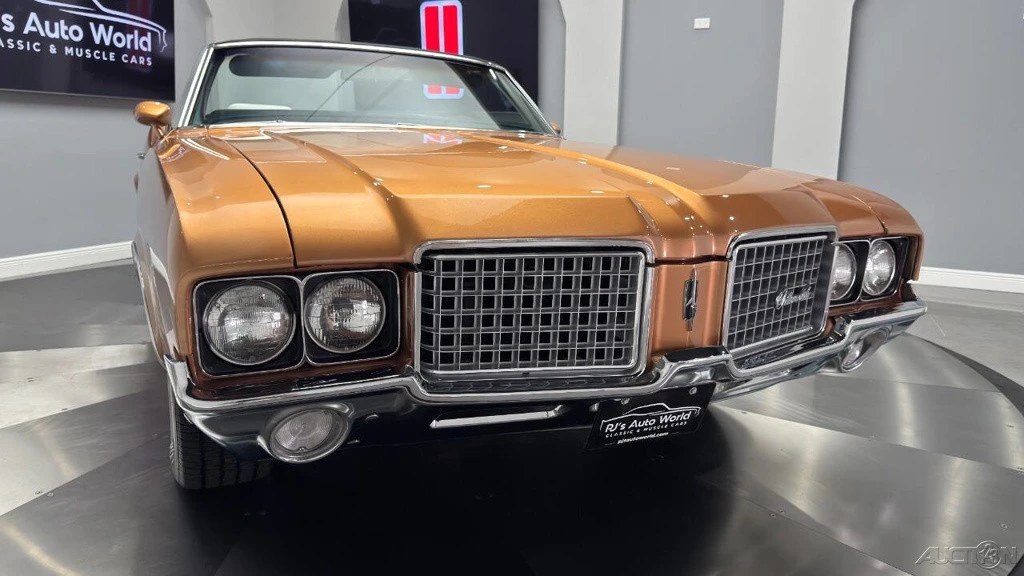1972 Oldsmobile Cutlass Supreme - Image 13 of 24