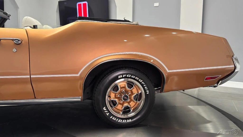 1972 Oldsmobile Cutlass Supreme - Image 24 of 24