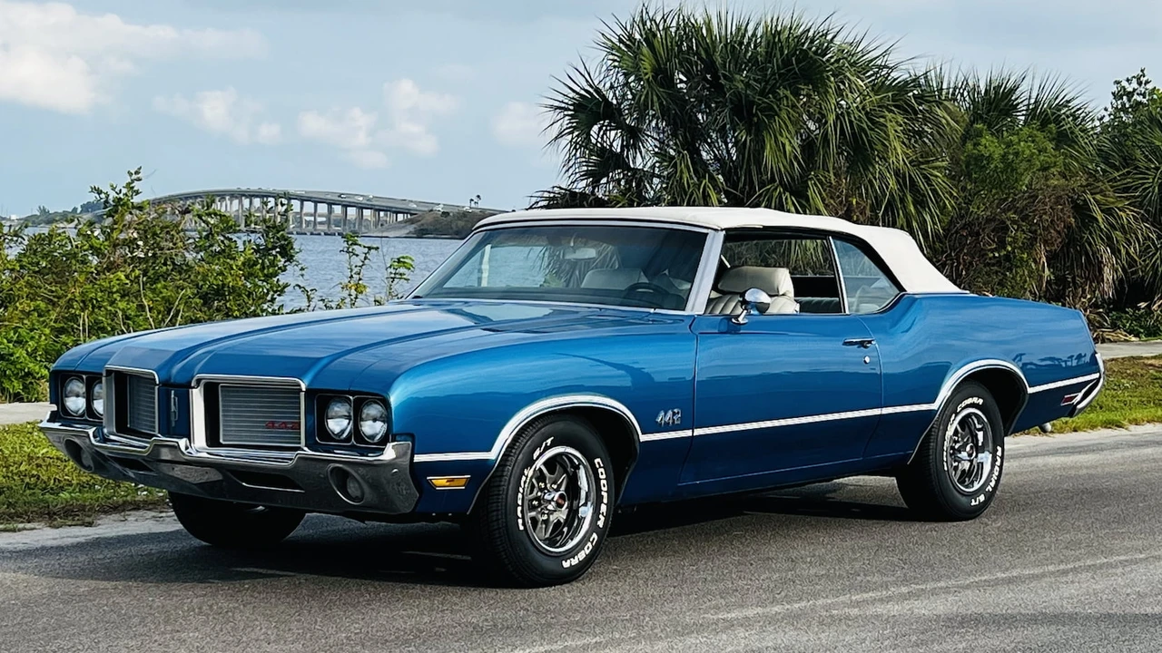 1972 Oldsmobile Cutlass Supreme - Image 11 of 11