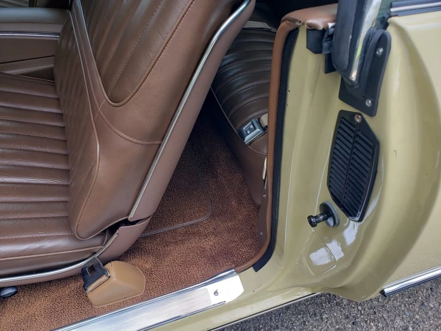 1972 Oldsmobile Cutlass Supreme - Image 26 of 31