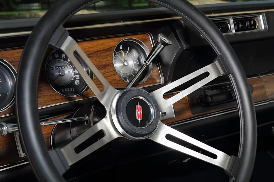 1972 Oldsmobile Cutlass Supreme - Image 27 of 31
