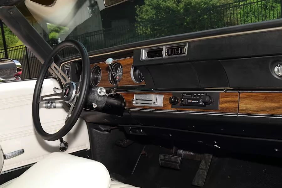 1972 Oldsmobile Cutlass Supreme - Image 19 of 31