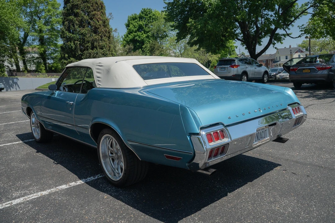 1972 Oldsmobile Cutlass Supreme - Image 25 of 31
