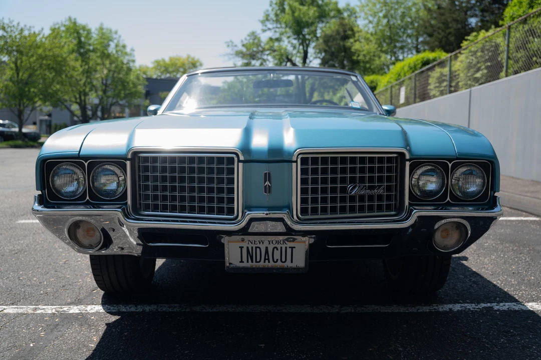 1972 Oldsmobile Cutlass Supreme - Image 2 of 31
