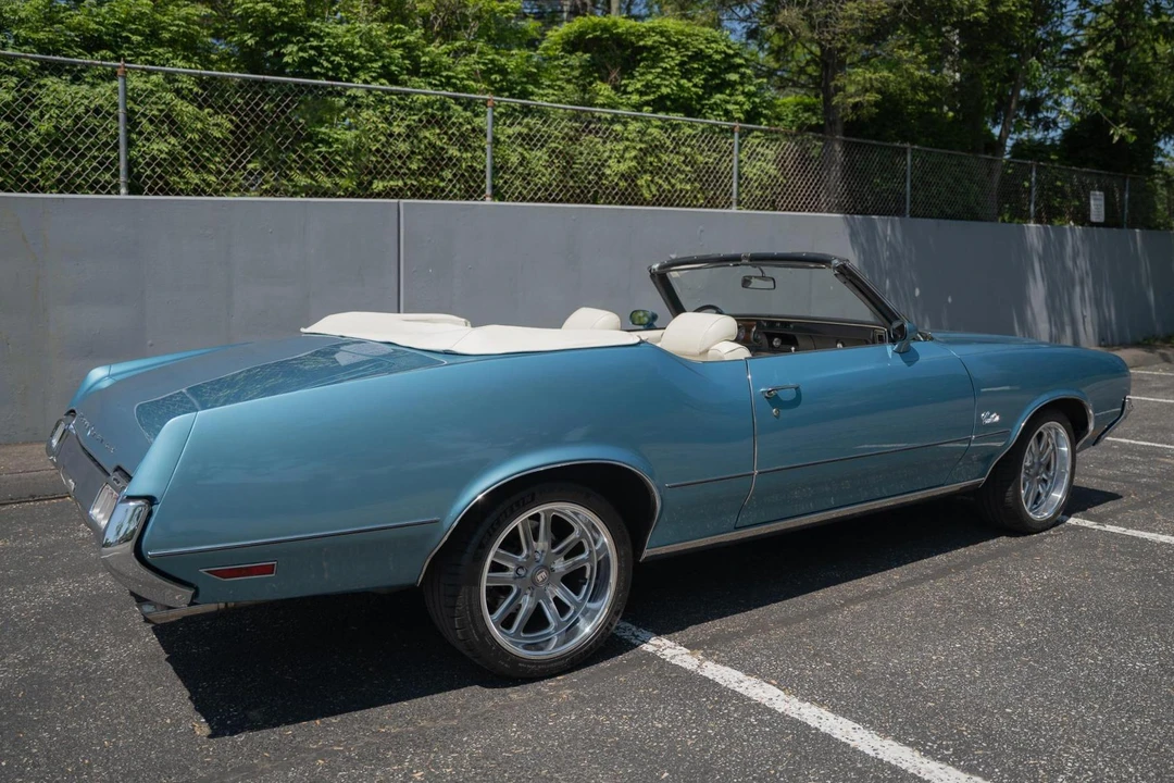 1972 Oldsmobile Cutlass Supreme - Image 4 of 31