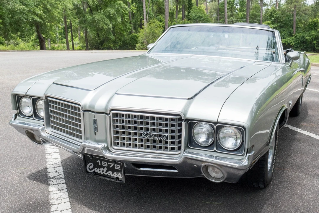 1972 Oldsmobile Cutlass Supreme - Image 2 of 31