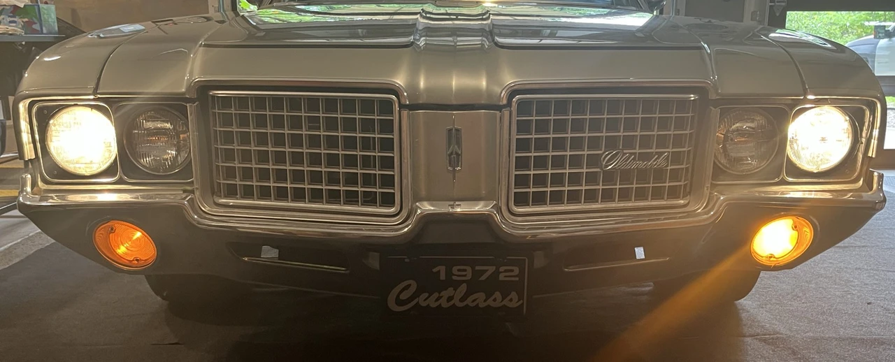 1972 Oldsmobile Cutlass Supreme - Image 28 of 31