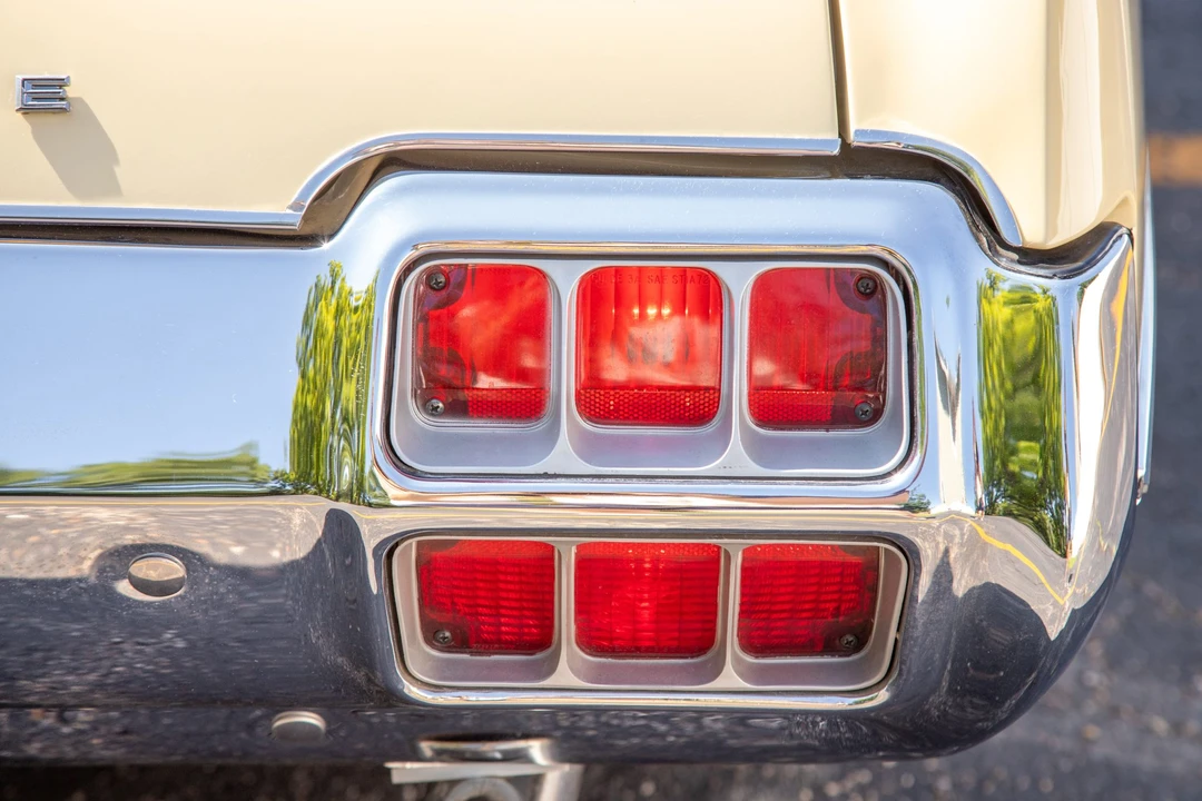 1972 Oldsmobile Cutlass Supreme - Image 18 of 31