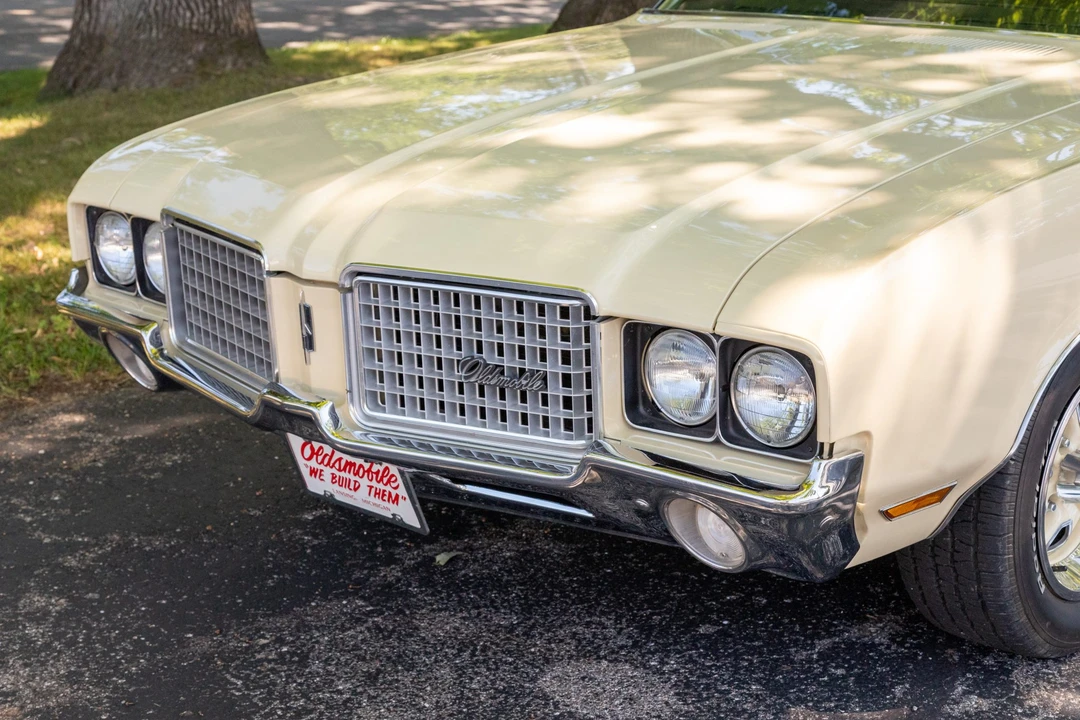 1972 Oldsmobile Cutlass Supreme - Image 10 of 31